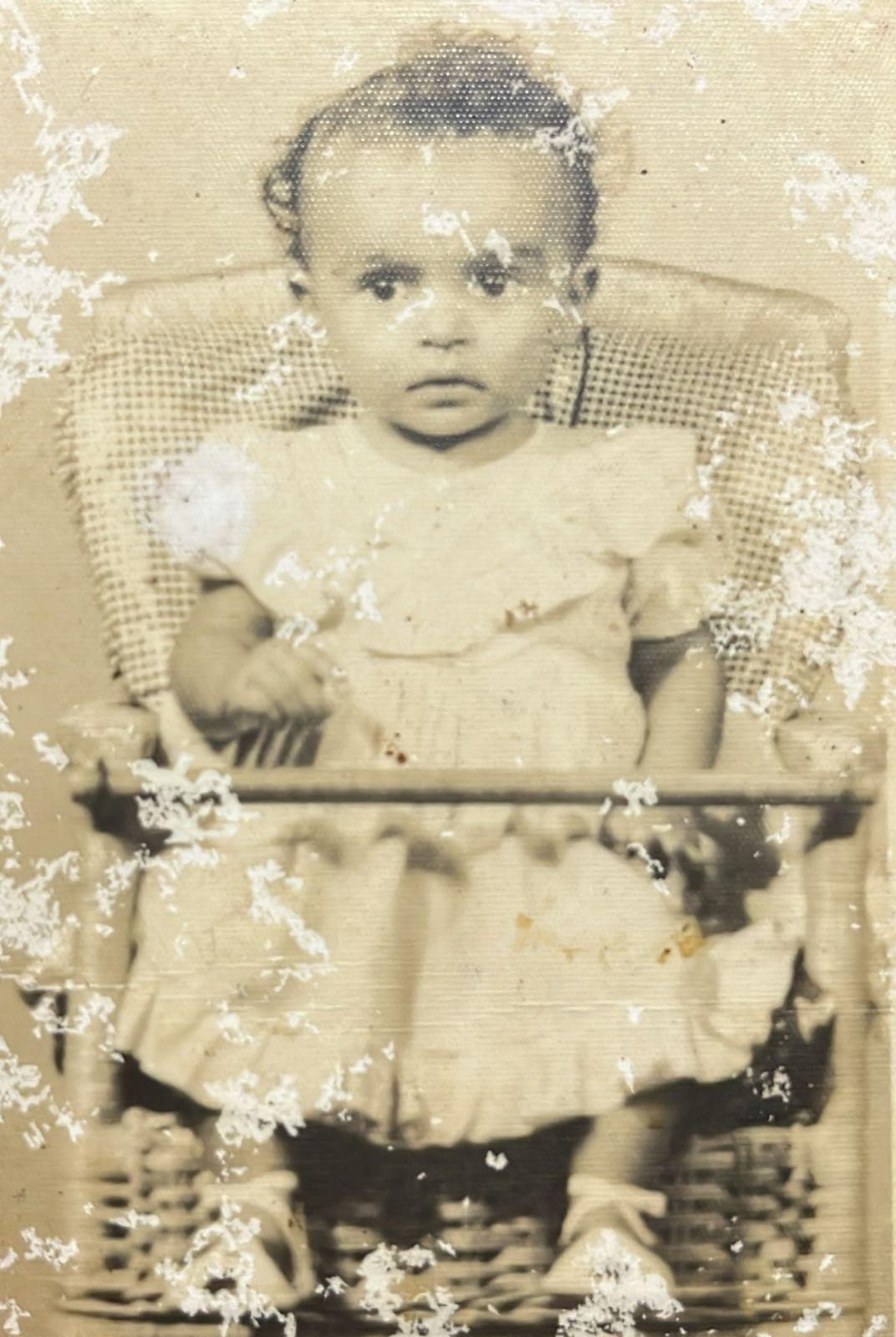 Foto da avó de Iago Xavier quando ela era criança
