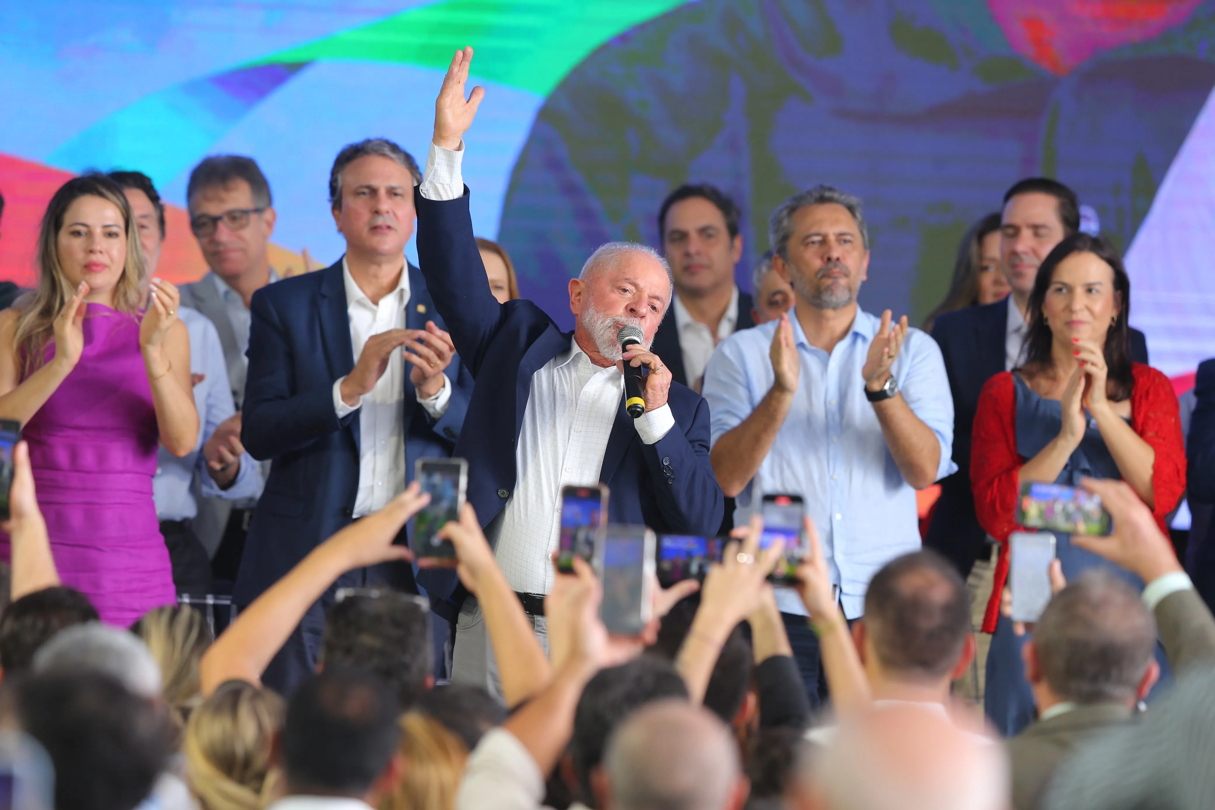 Lula participou de evento em Fortaleza para anunciar pacote de investimento no ensino superior