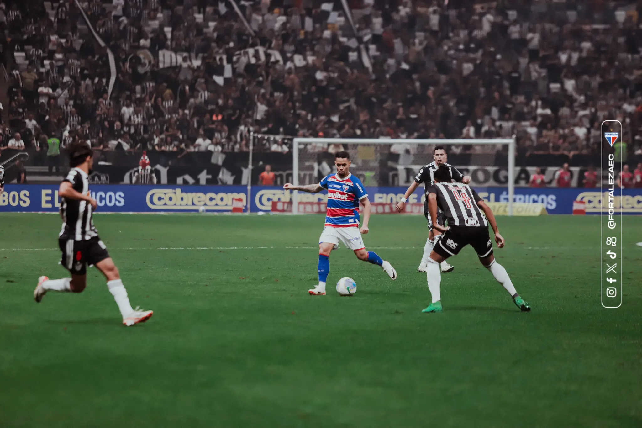 Pikachu durante Atlético-MG x Fortaleza