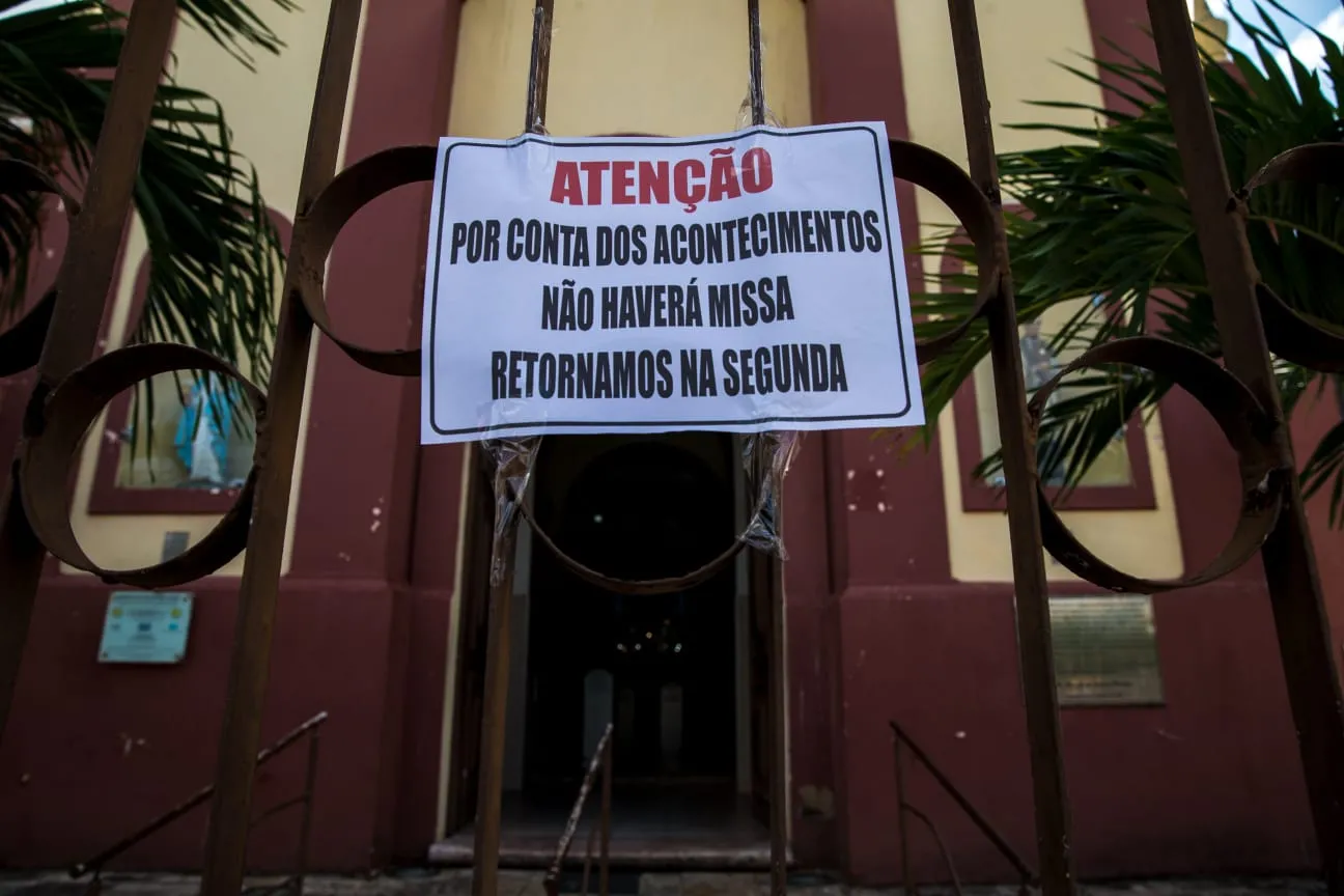 Igreja não celebrará missas neste final de semana, retornando às atividades religiosas apenas na segunda-feira (1º)