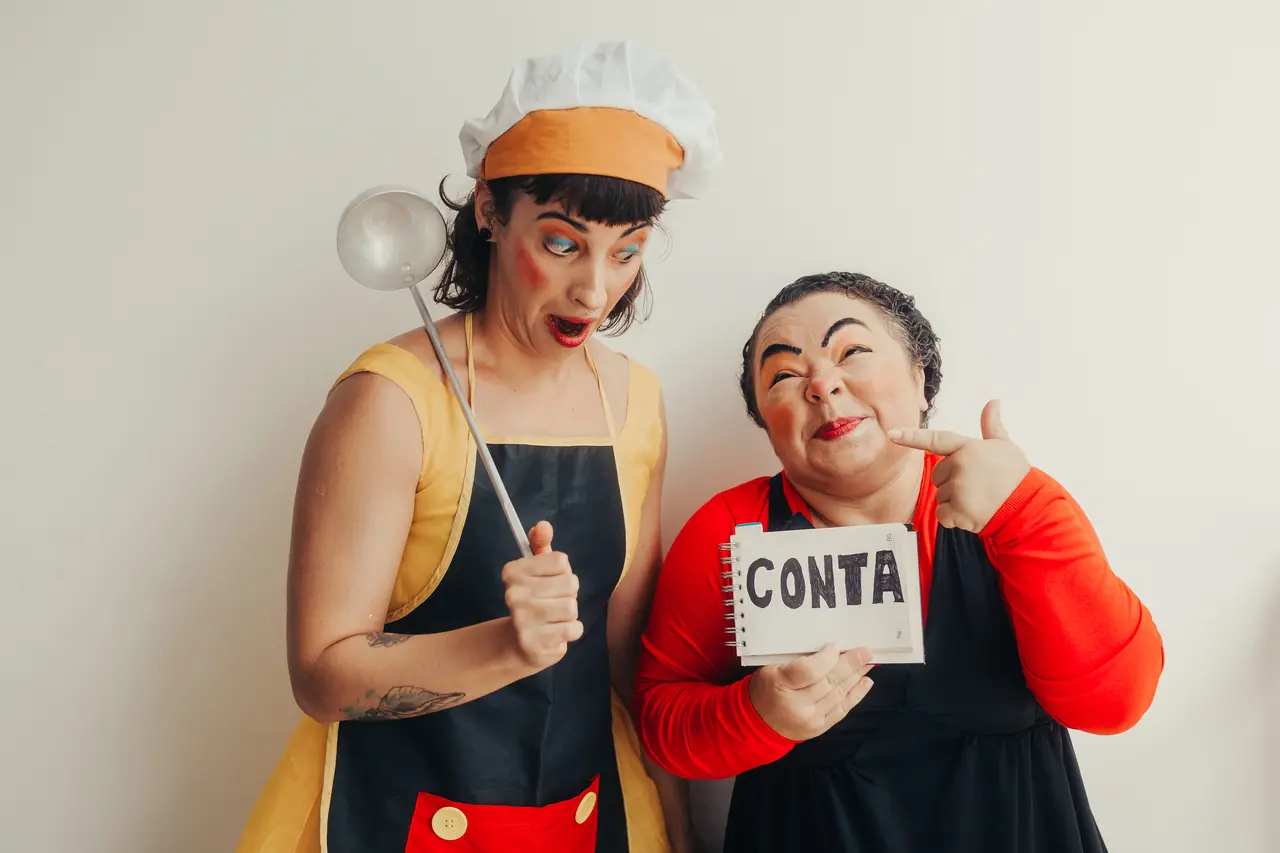 A Cia Circo Lúdico Experimental apresenta o espetáculo 'La Cucina Ristô' no Cineteatro São Luiz