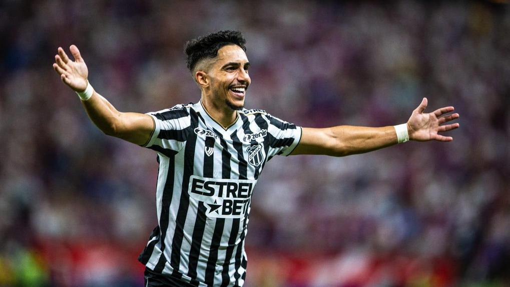 Lateral Raí Ramos deixa o Ceará e declara: 'foi uma das maiores honras da minha carreira' - Jogada - Diário do Nordeste