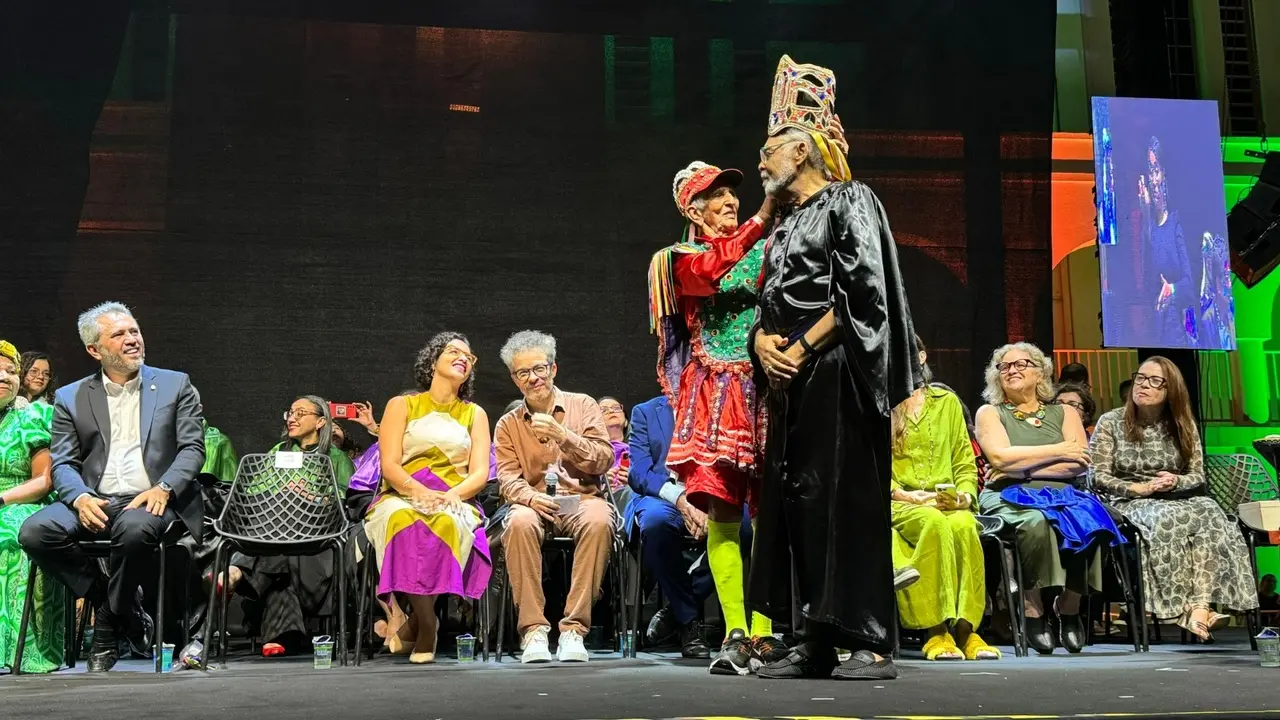 Diversos momentos artísticos e simbólicos ligados à cultura popular da região ocorreram na cerimônia