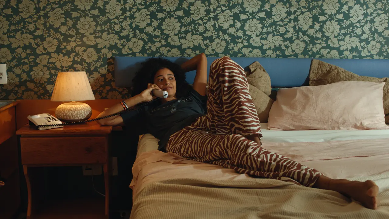 Para Leonardo Mouramateus, comédias permitem 'liberdade narrativa'