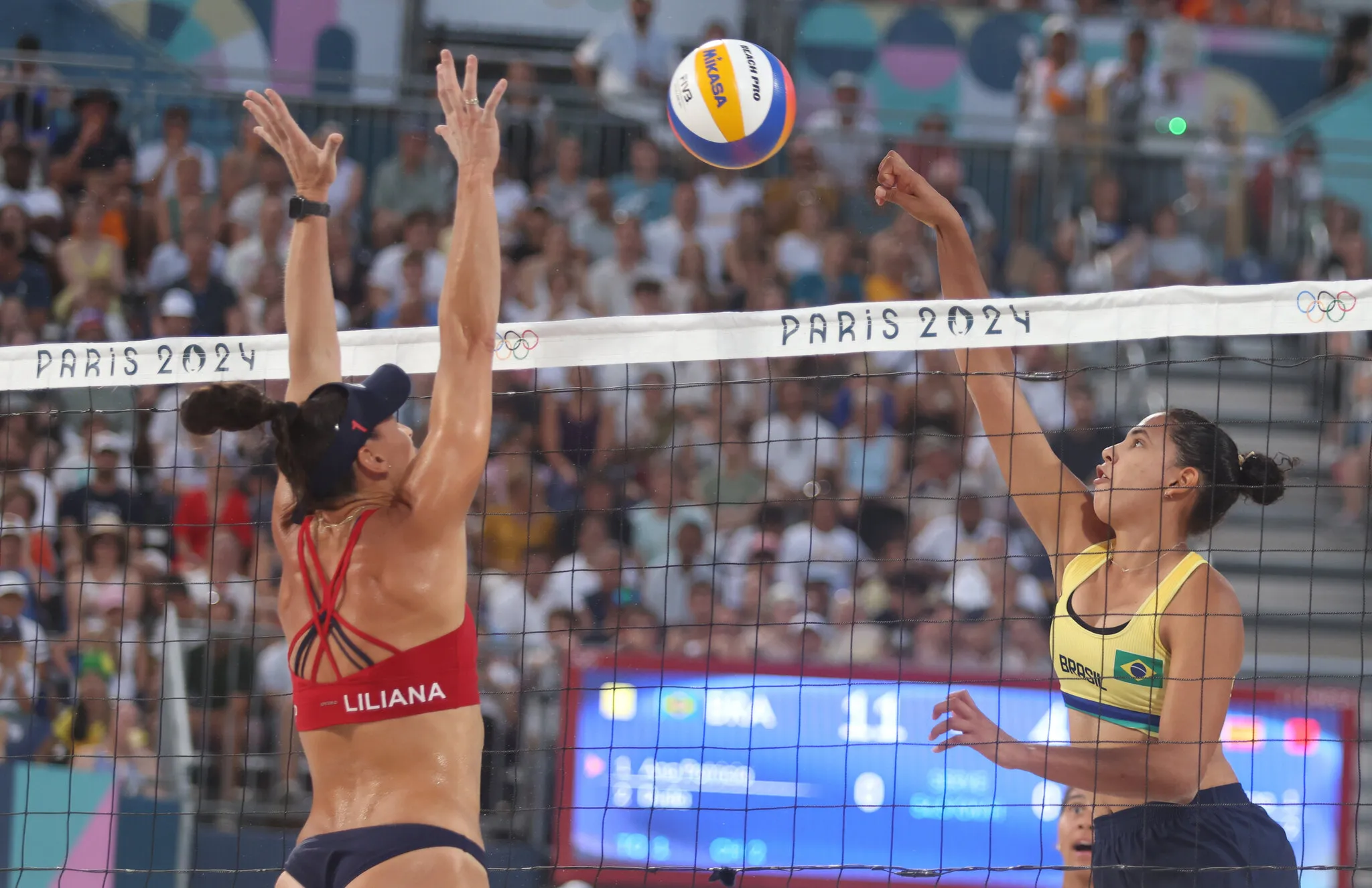 Ana Patrícia e Duda fizeram valer o seu favoritismo no vôlei de praia feminino