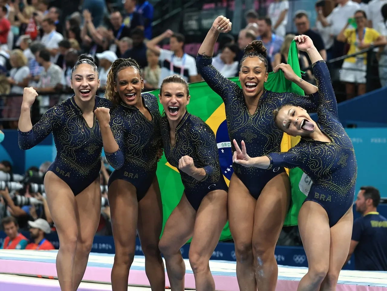 Uniforme das atletas teve a assinatura de Jade Barbosa