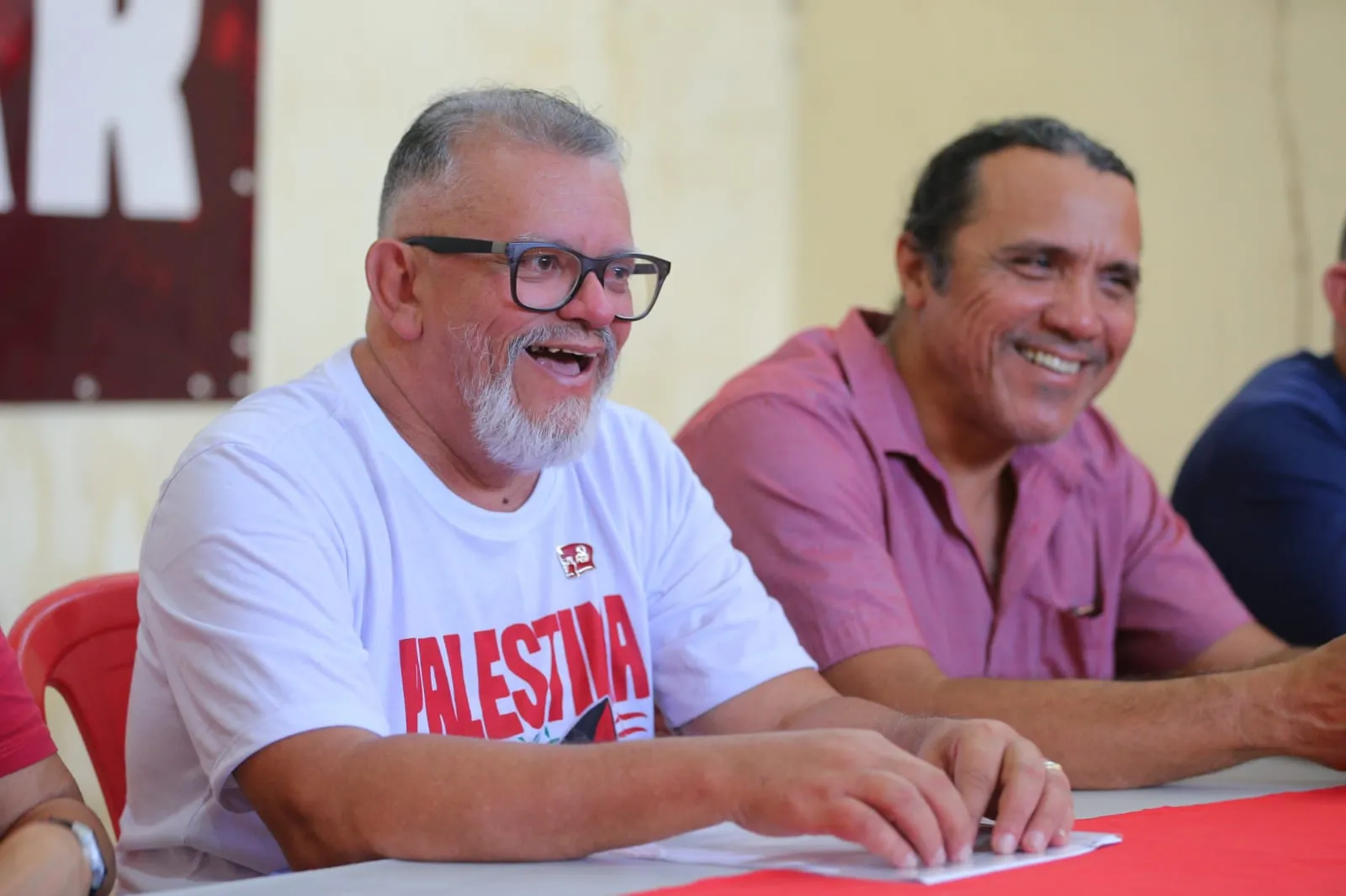 Chico Malta terá como vice o operário Roberto Santos
