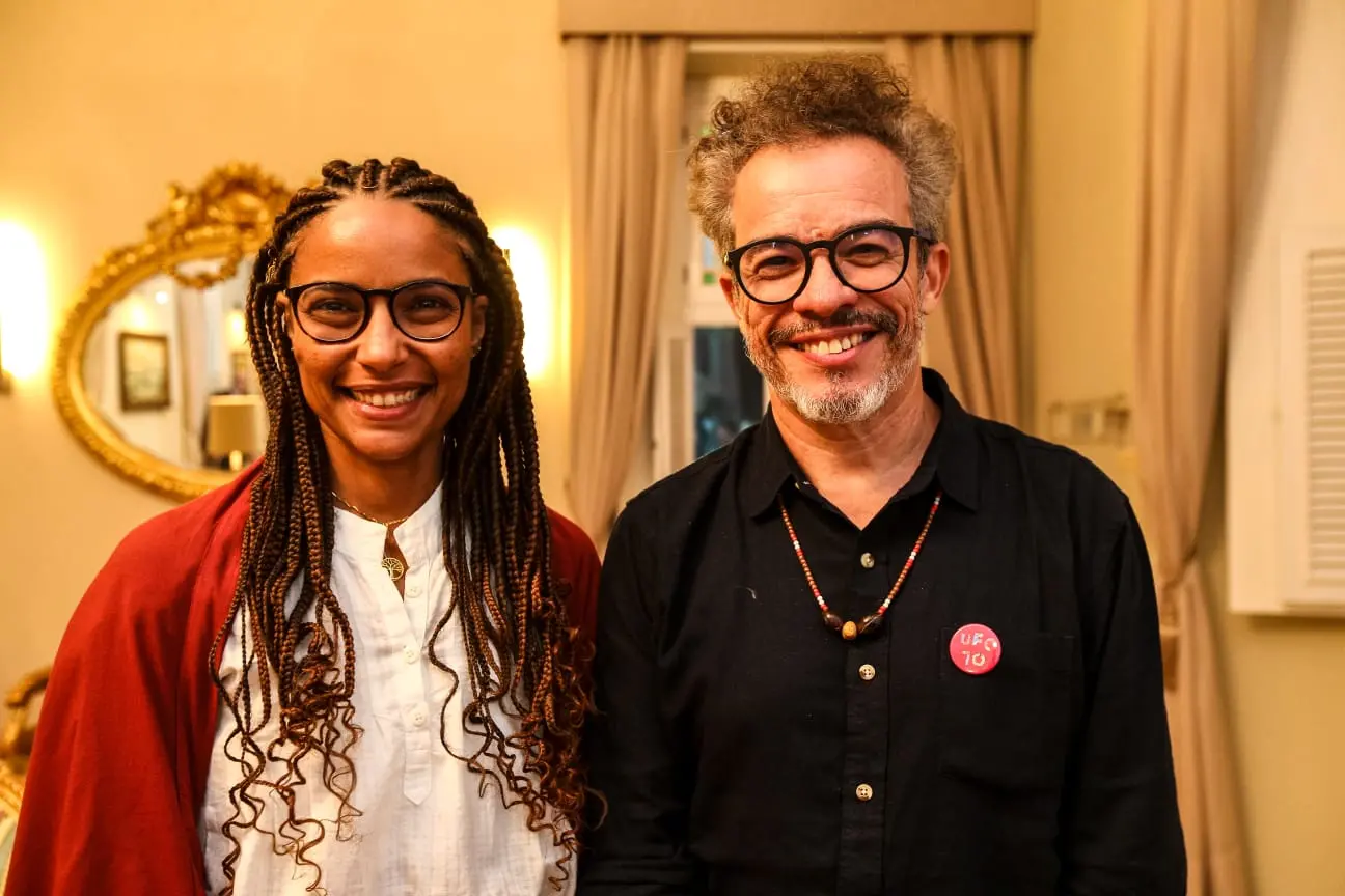 A diretora de Educação e Formação Artística da Secretaria de Formação, Livro e Leitura Mariangela Andrade e o secretário de Formação, Livro e Leitura Fabiano Piúba