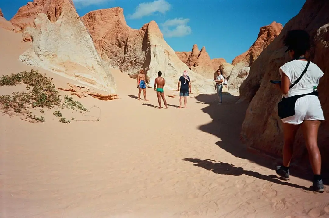 Paisagens naturais de Beberibe foram incorporadas à narrativa de Motel Destino durante as gravações