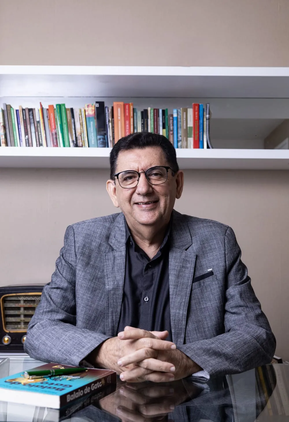Segundo Helder, o vocabulário brasileiro incorporou ao longo dos séculos expressões de diversas origens e que, por oralidade e por escrita, ficaram em nossa rotina