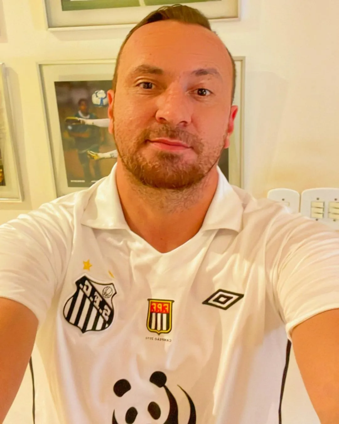 Zé ficou famoso por sua carreira no Santos FC