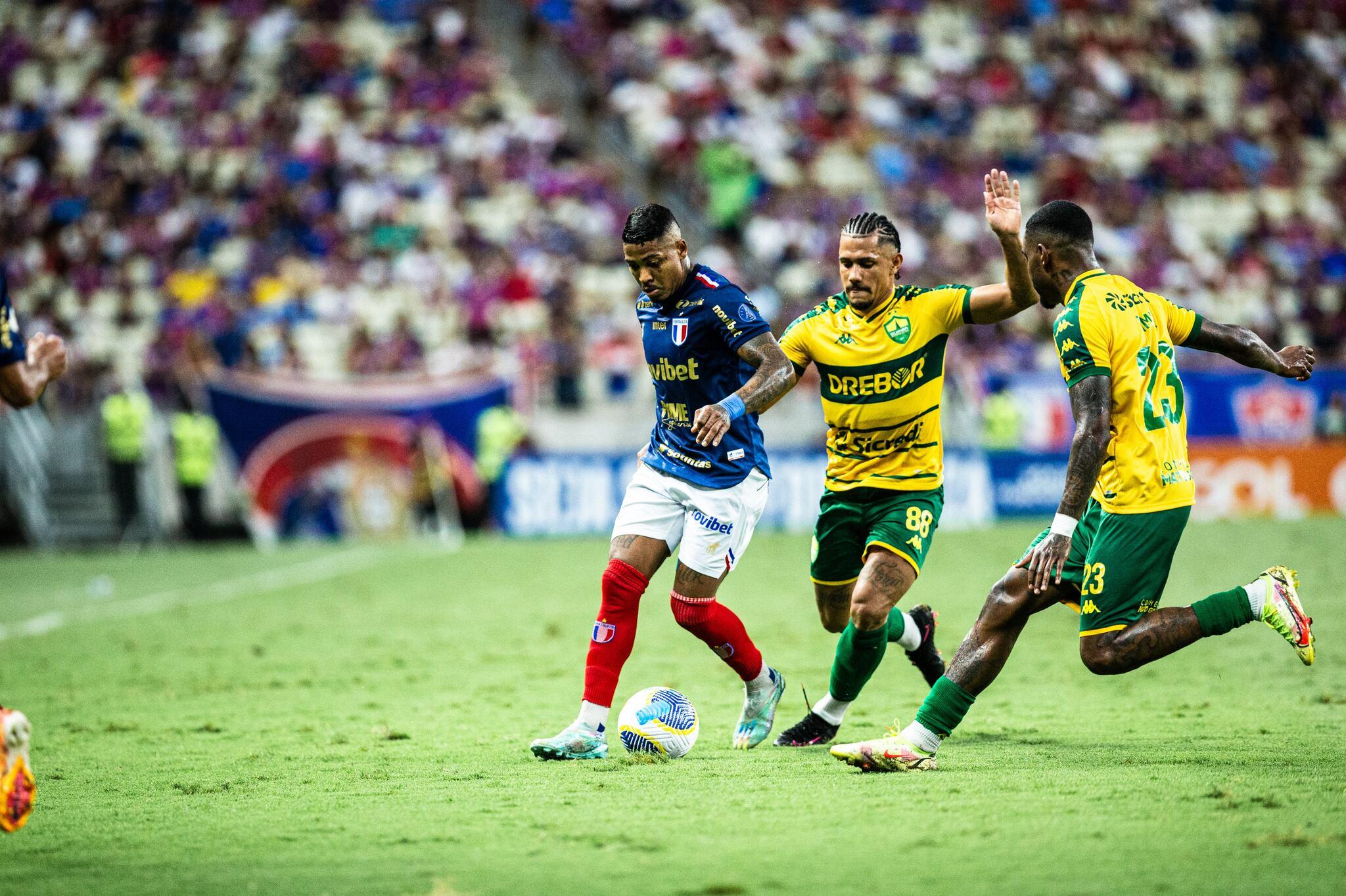 Foto de Marinho, jogador do Fortaleza, durante jogo contra o Cuiabá na Série A 2024