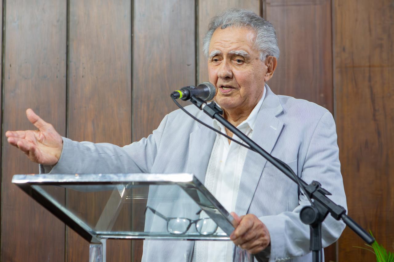 Produtor Luiz Carlos Barreto recebeu homenagem do Governo do Estado no escopo das comemorações do centenário do cinema cearense