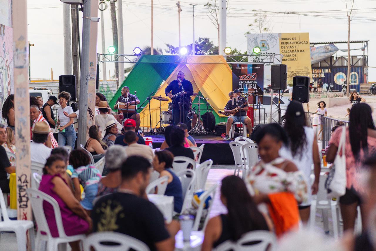 Junior Panthera e a Banda Brasil se apresentaram no Poço da Draga em evento do Núcleo de Articulação Territorial do Dragão do Mar