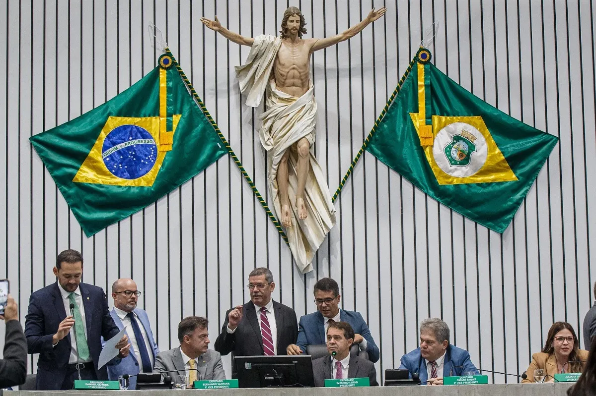 Novo Plenário 13 de Maio foi inaugurado nesta quarta-feira após quatro meses em reforma