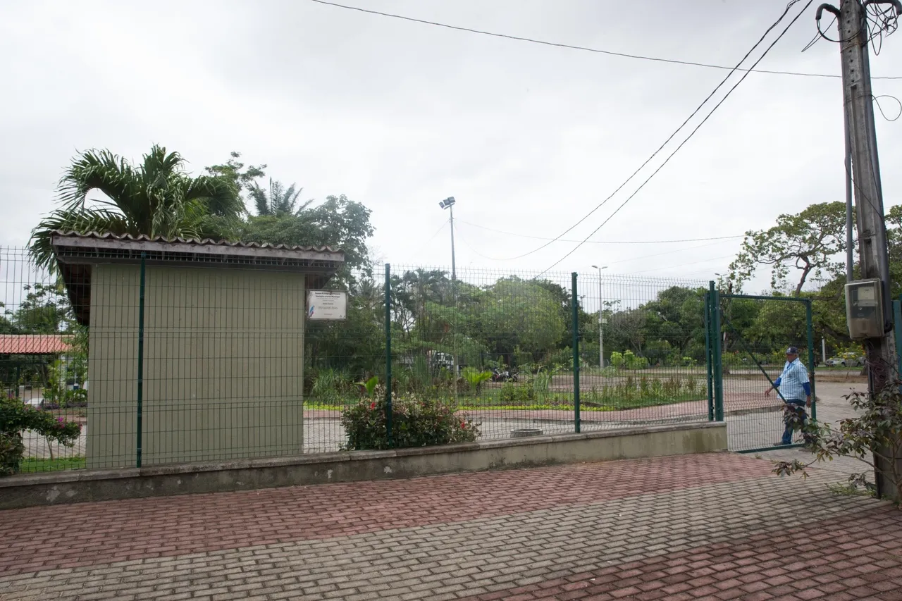 O Parque Ecológico do Passaré, que inclui ainda o Horto Municipal Falconete Fialho, está em obras desde dezembro de 2022. A segunda etapa das intervenções, em execução atualmente, fechou o complexo em março de 2023