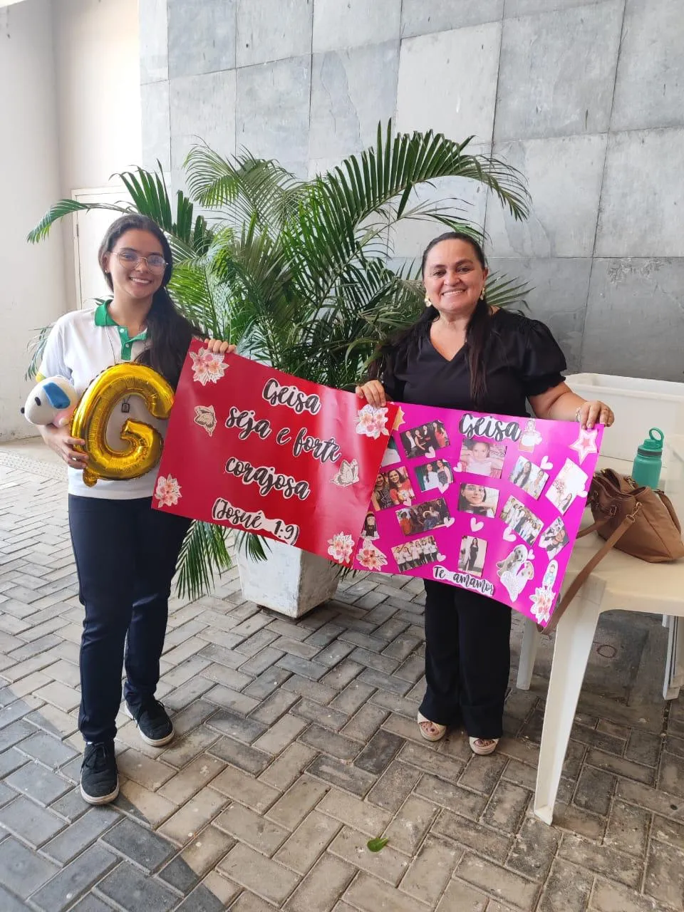 Geisa compartilha do amor da sua mãe, Lindaci de Lima Mota, pela educação