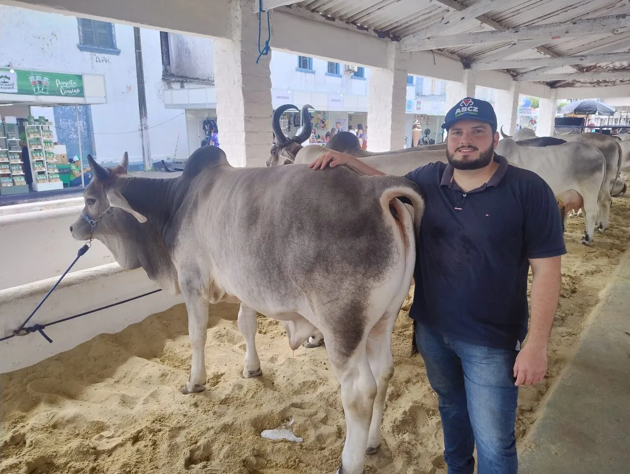 Airton Regis Braga Araújo frequentava a Expoece desde a infância e realizou sonho de voltar como expositor