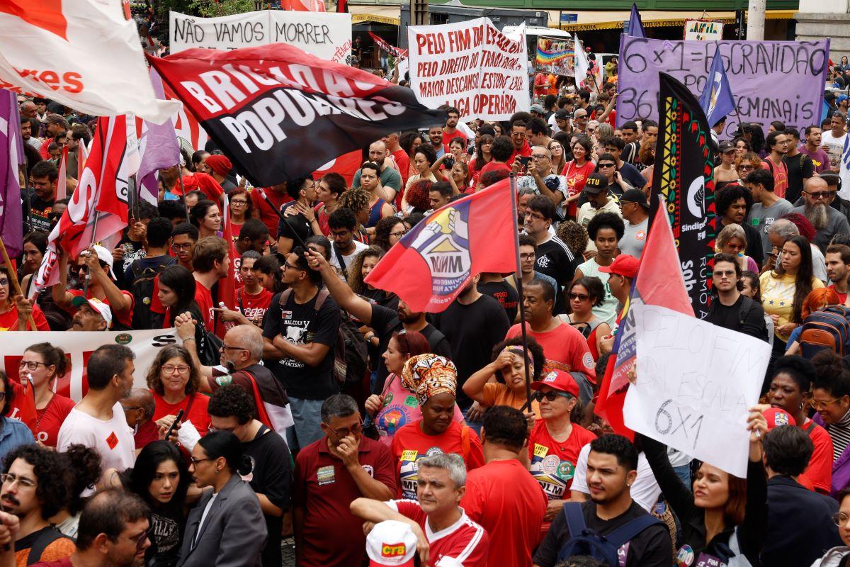 Foto de ato contra a escala 6x1 no Rio de Janeiro