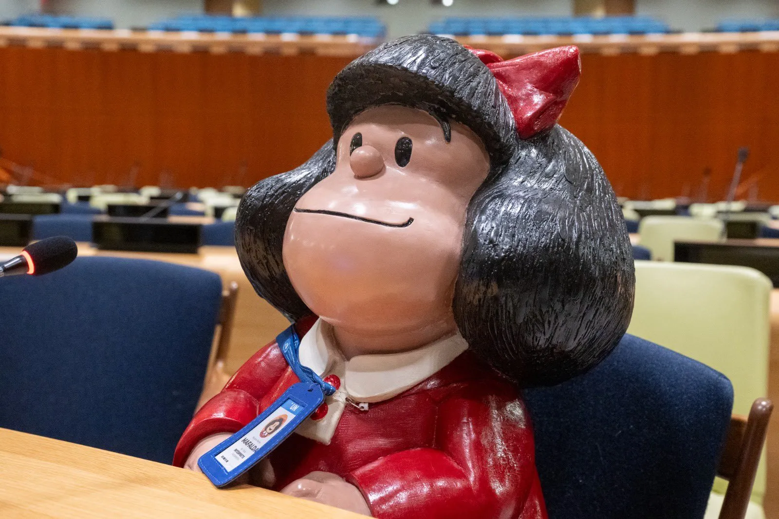 Mafalda tinha uma visão crítica, mas otimista do mundo, através da escrita de Quino
