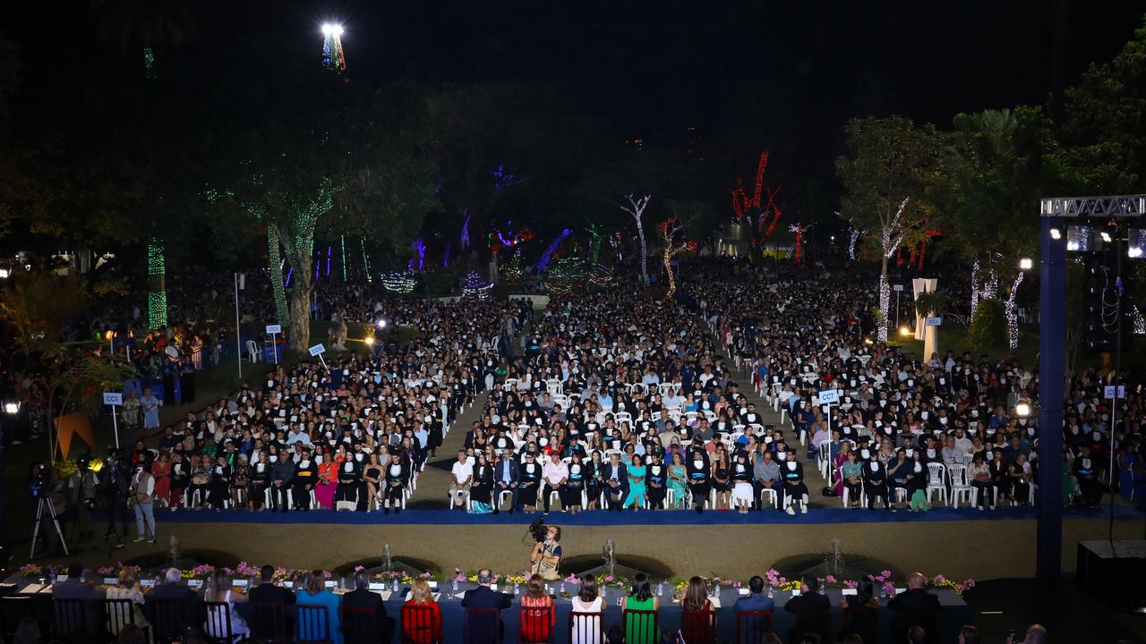 Evento aconteceu na Praça da Biblioteca Central