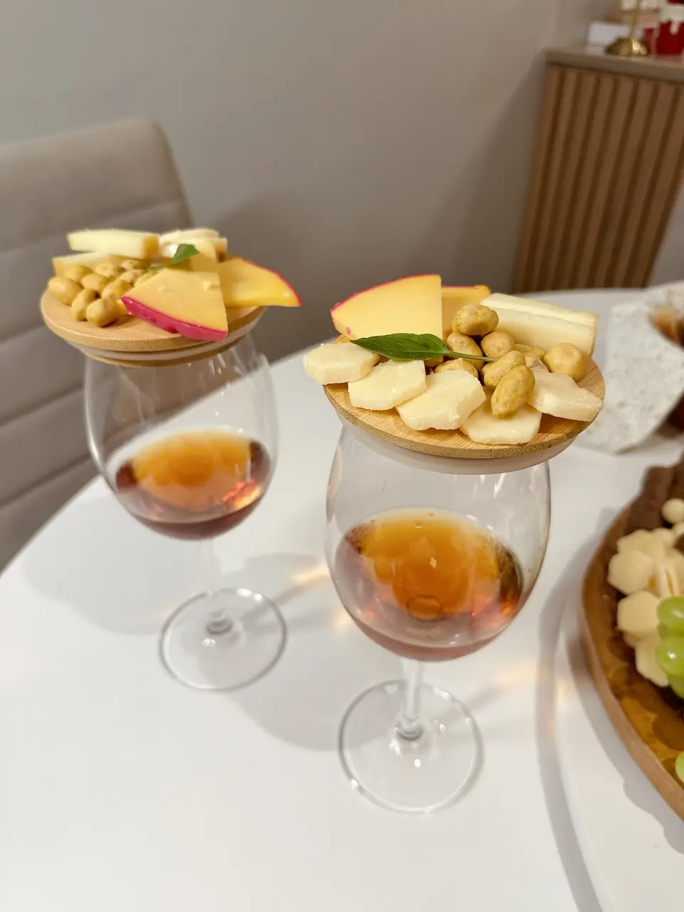 Boas-vindas na taça para recepcionar os convidados