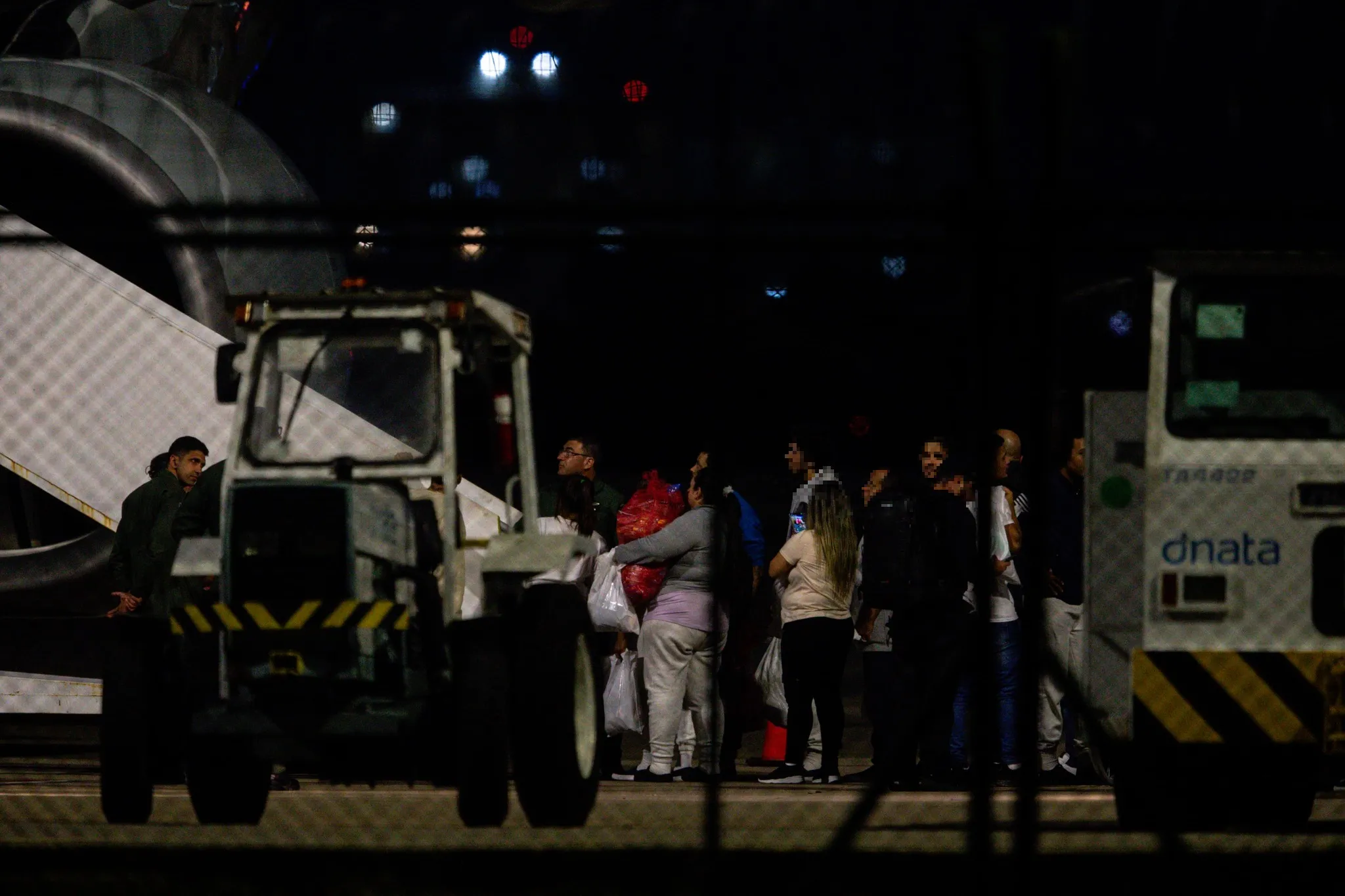 A titular da Secretaria dos Direitos Humanos do Ceará (Sedih), Socorro França, afirmou que os repatriados foram atendidos por psicólogos e assistente social