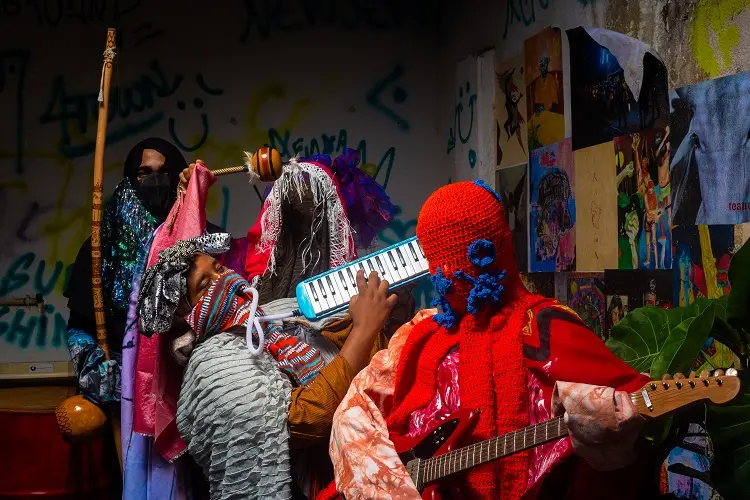 Espetáculo transmídia 'Vulcão Anastácia - O Concerto' tem direção da premiada atriz Amandyra