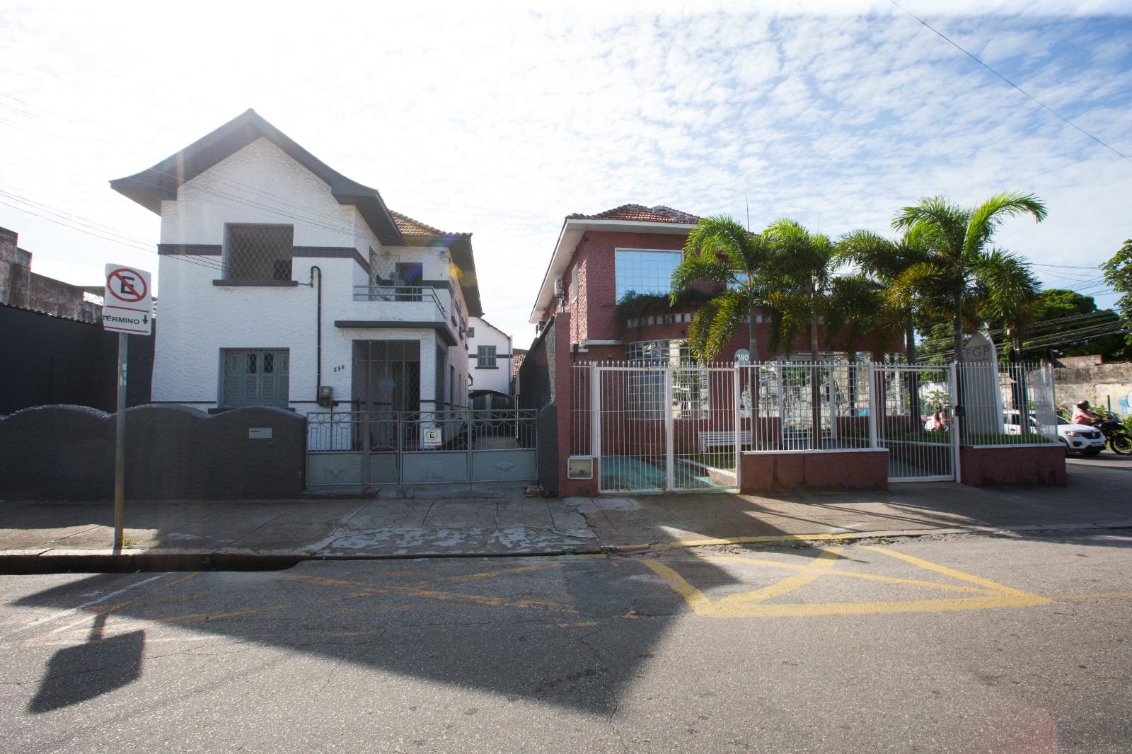 Dois imóveis tombados em Fortaleza