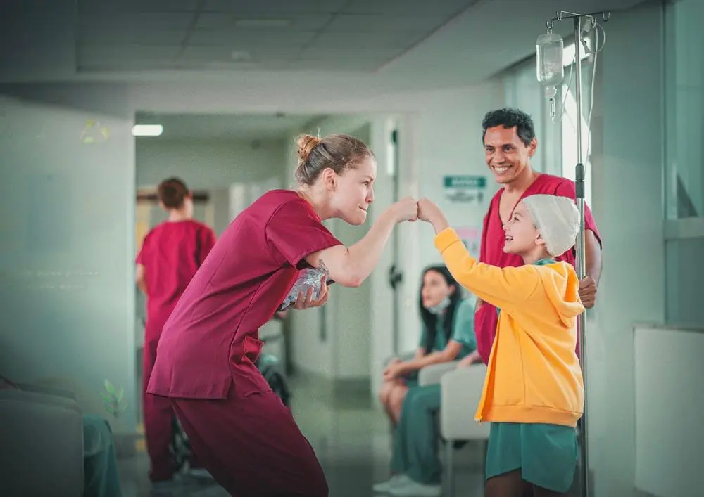 atriz dani gondim em hospital no filme milagre do destino