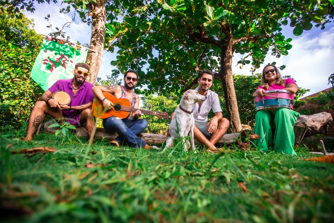 Banda Lavandas fará estreia na programação oficial da Prefeitura de Fortaleza, ocupando o palco do polo do Benfica
