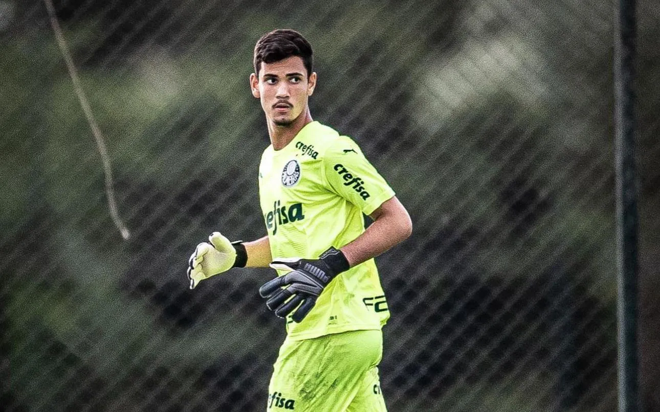 César Augusto foi campeão Sul-Americano Sub-17 com a Seleção Brasileira