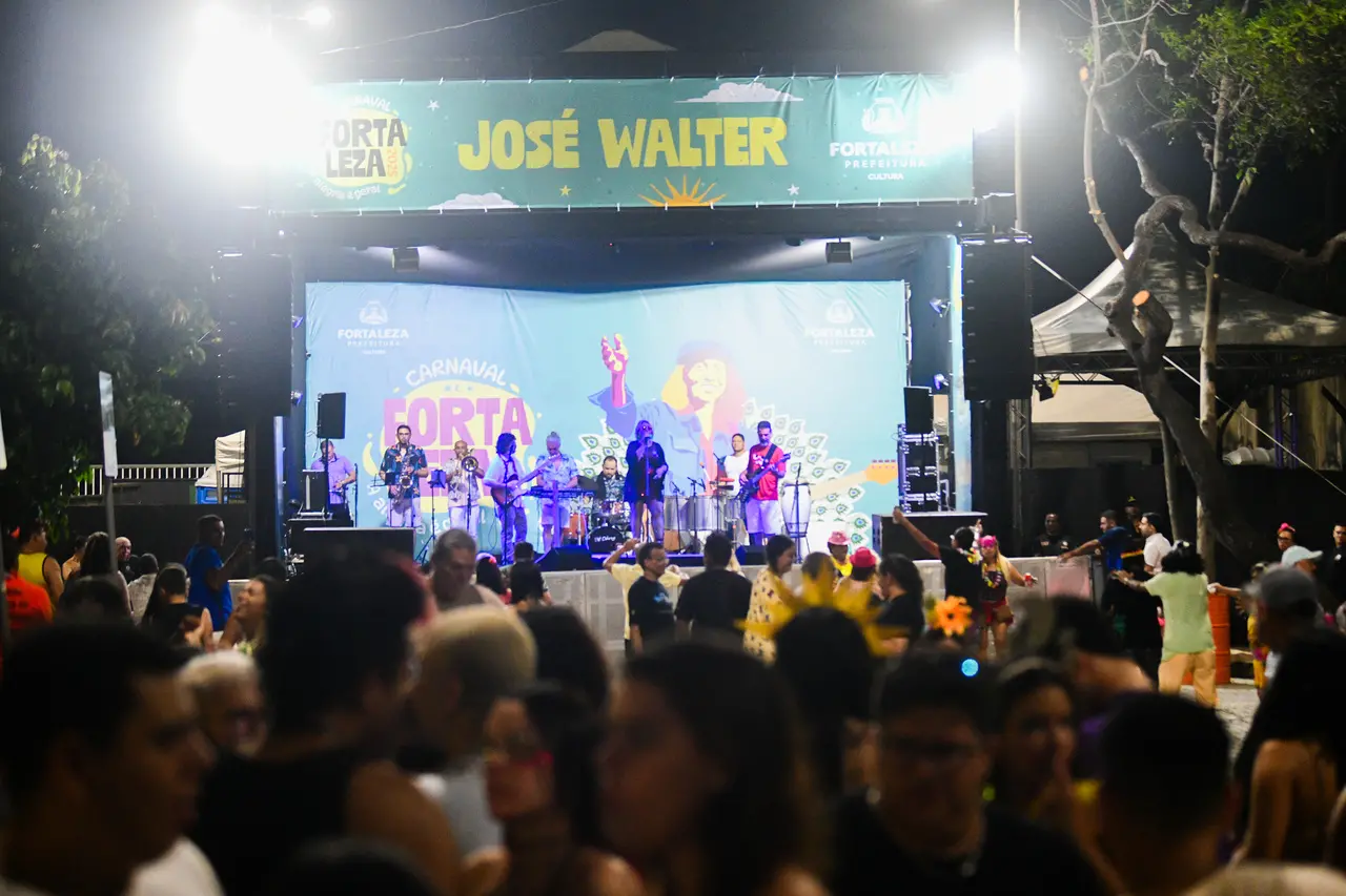 20 polos espalhados por Fortaleza receberam programações de Pré-Carnaval