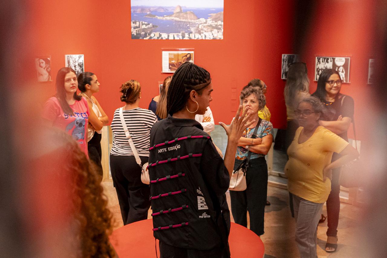 Pinacoteca do Ceará realiza visita mediada 'Mulheridades e a Terra' na programação deste fim de semana