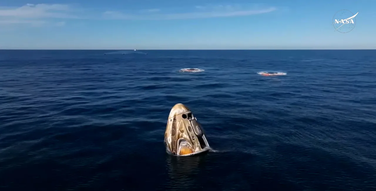Nave de resgate já chegou à superfície aquática dos Estados Unidos