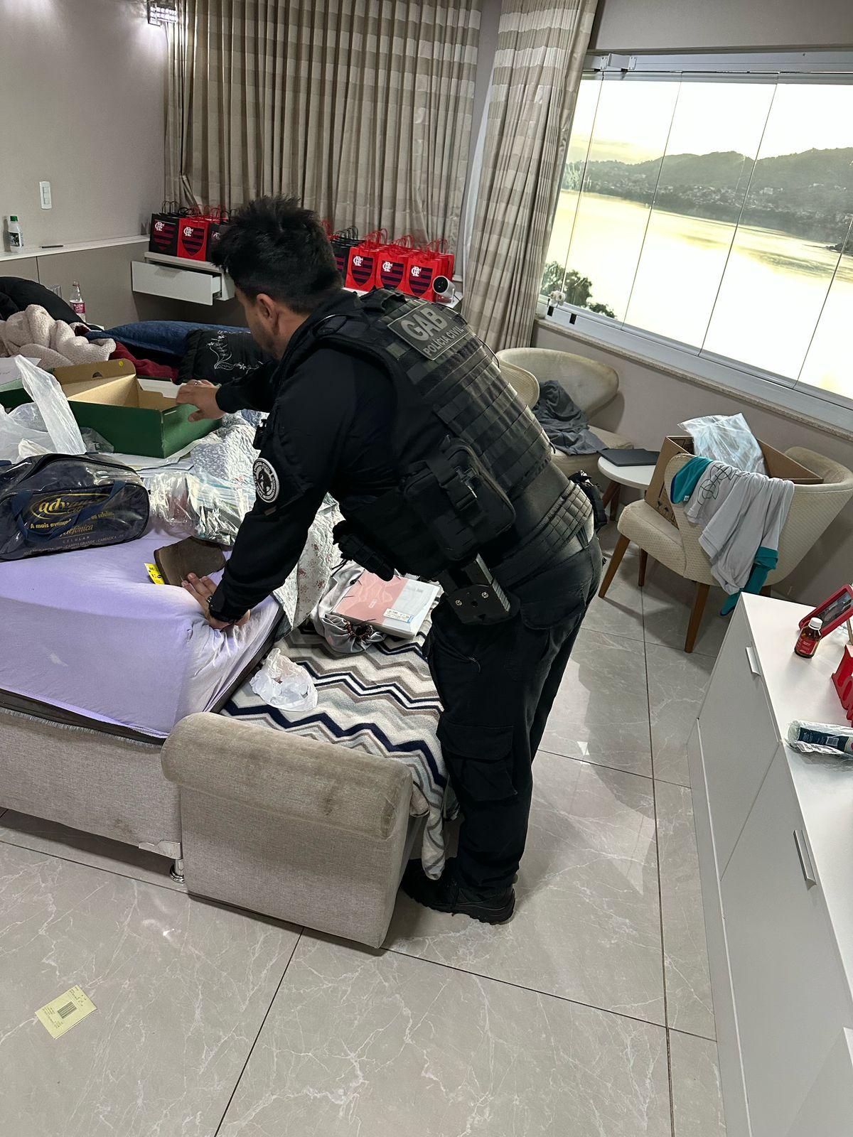 Foto da operação Jogada Marcada, que investiga inclusive jogadores, treinadores e dirigentes