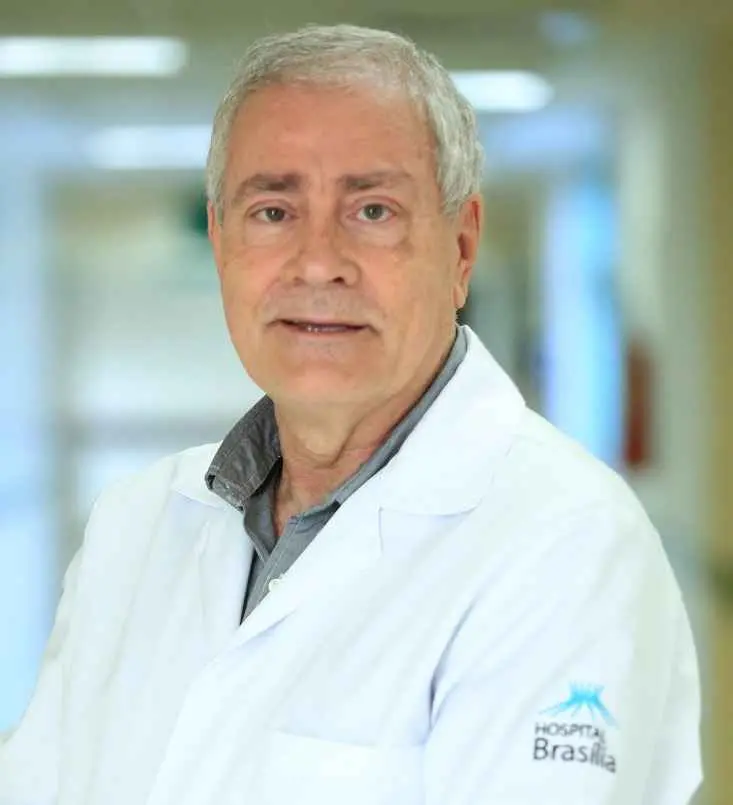 Foto de perfil do médico José Silvério, um dos investigados de formar cartel de anestesistas