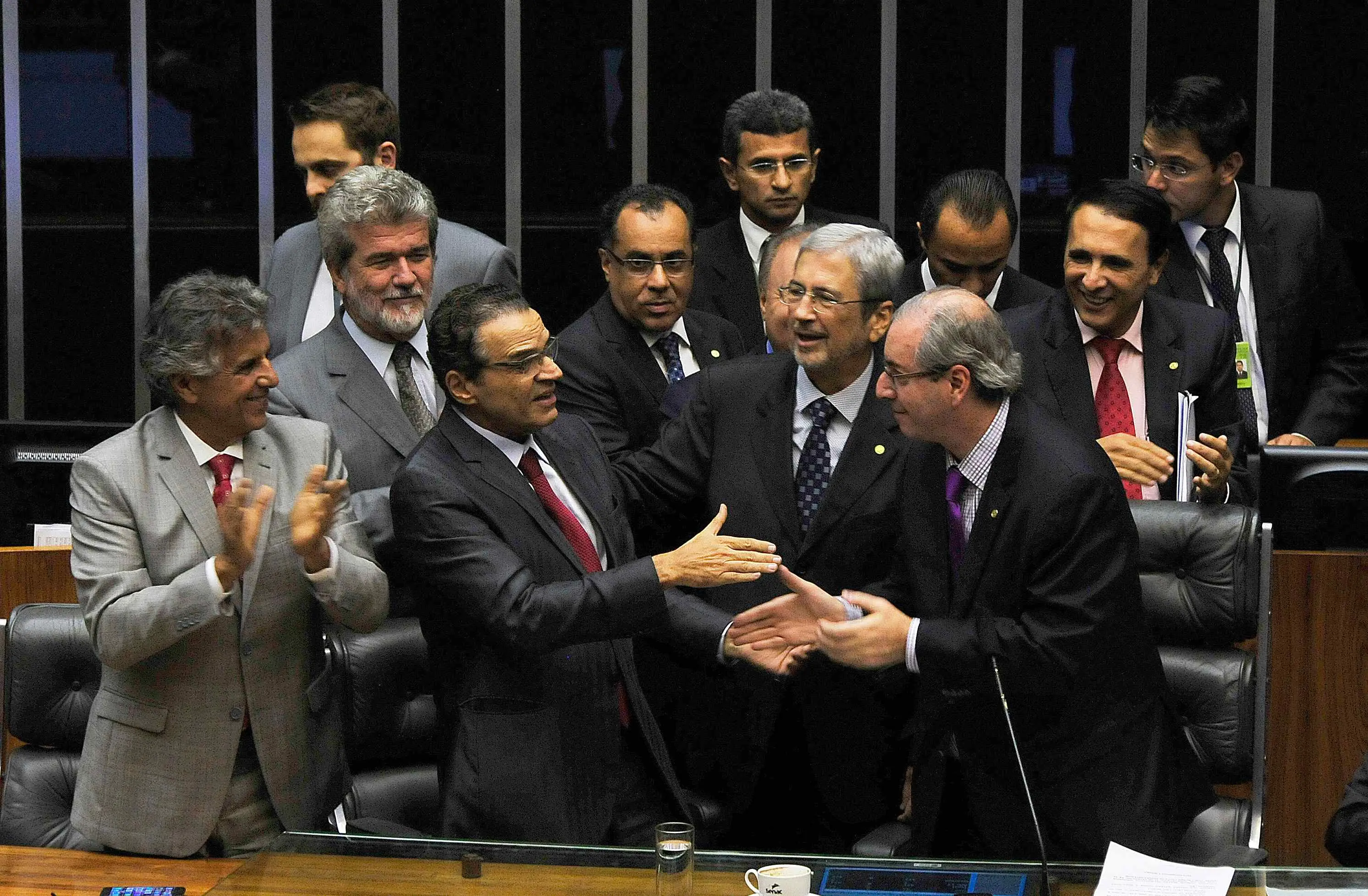 Votação, em segundo turno, da Proposta de Emenda à Constituição 358/13, que criou o orçamento impositivo, em 10 de fevereiro de 2015