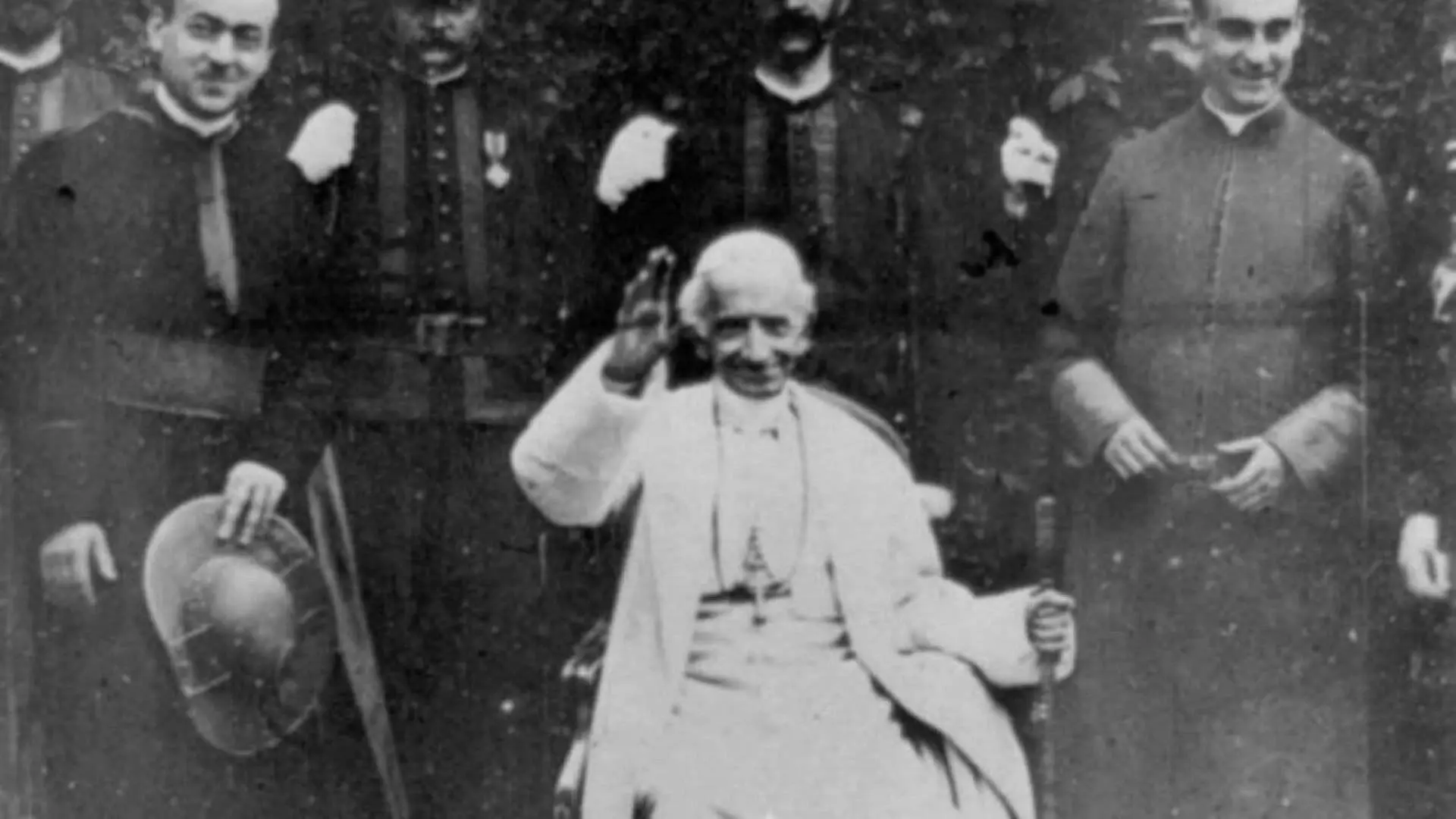 Papa Leão XIII iniciou seu papado em fevereiro de 1878 e foi até julho de 1903, quando o líder religioso morreu, aos 93 anos.