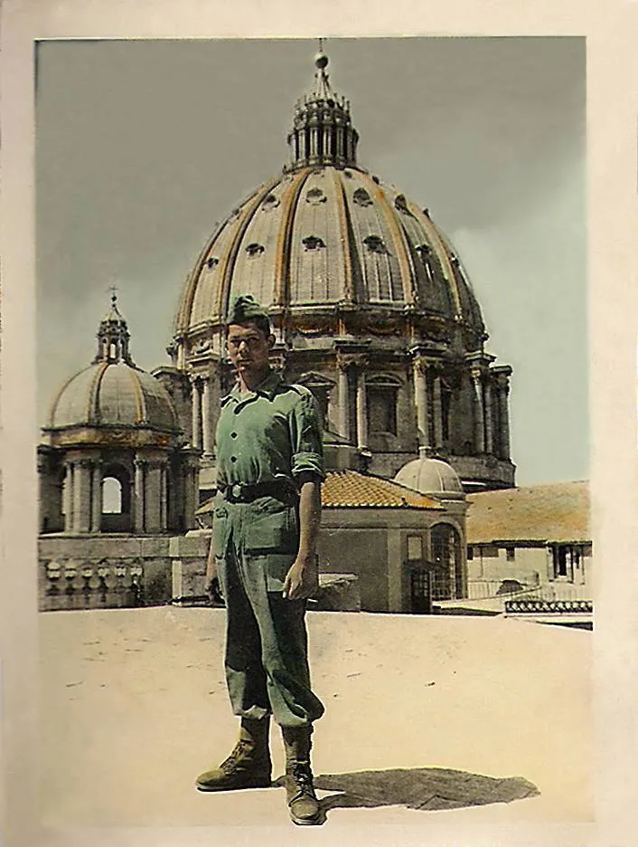 Imagem do ex-combatente cearense Antônio Simão do Nascimento na Itália ao fim da Segunda Guerra Mundial