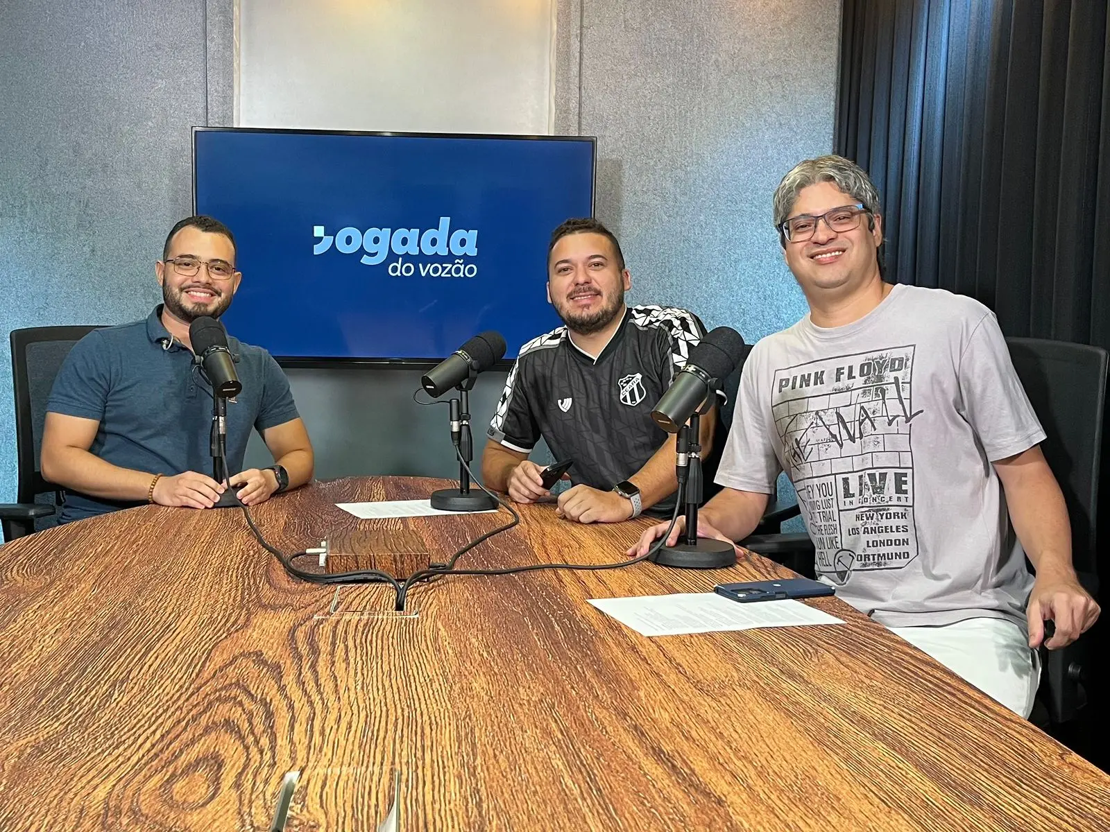 Samuel Conrado, Vladimir Marques e Vitor Pontes em foto para o Jogada do Vozão