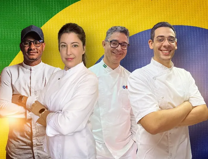 Imagem mostra os padeiros Brunno Malheiros, Joze Nilson Diniz, Déborah Zanzini e Matheus Andrade, integrantes da equipe brasileira na Panettone World Championship