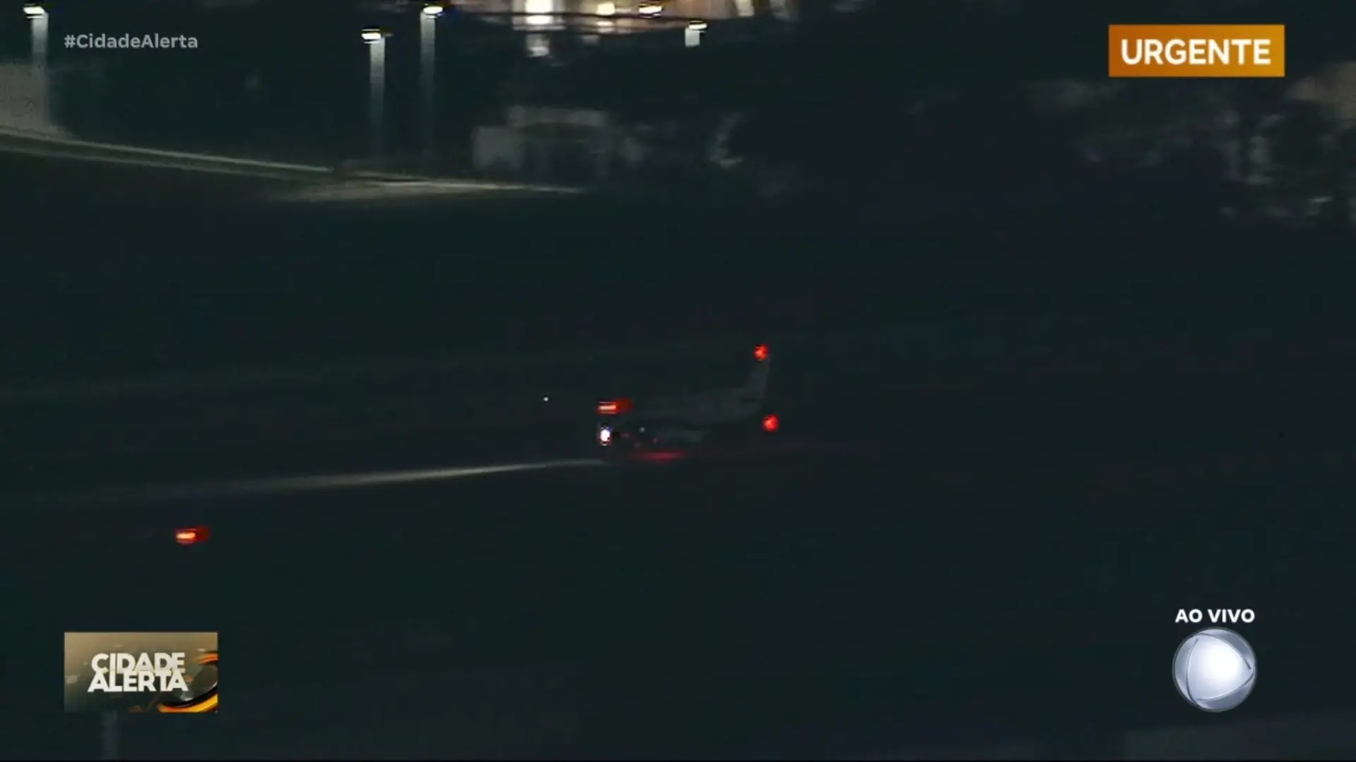 Avião no solo em trasmissão na TV Record