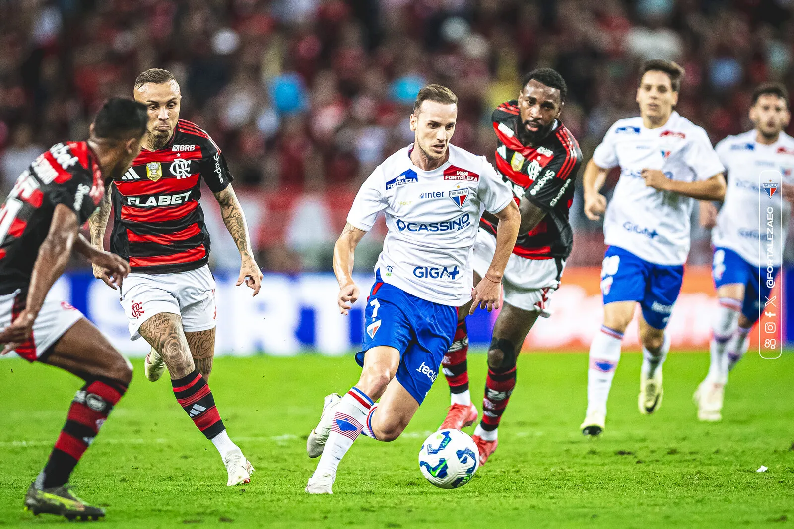 O Fortaleza teve muita dificuldade para produzir ofensivamente contra o Flamengo
