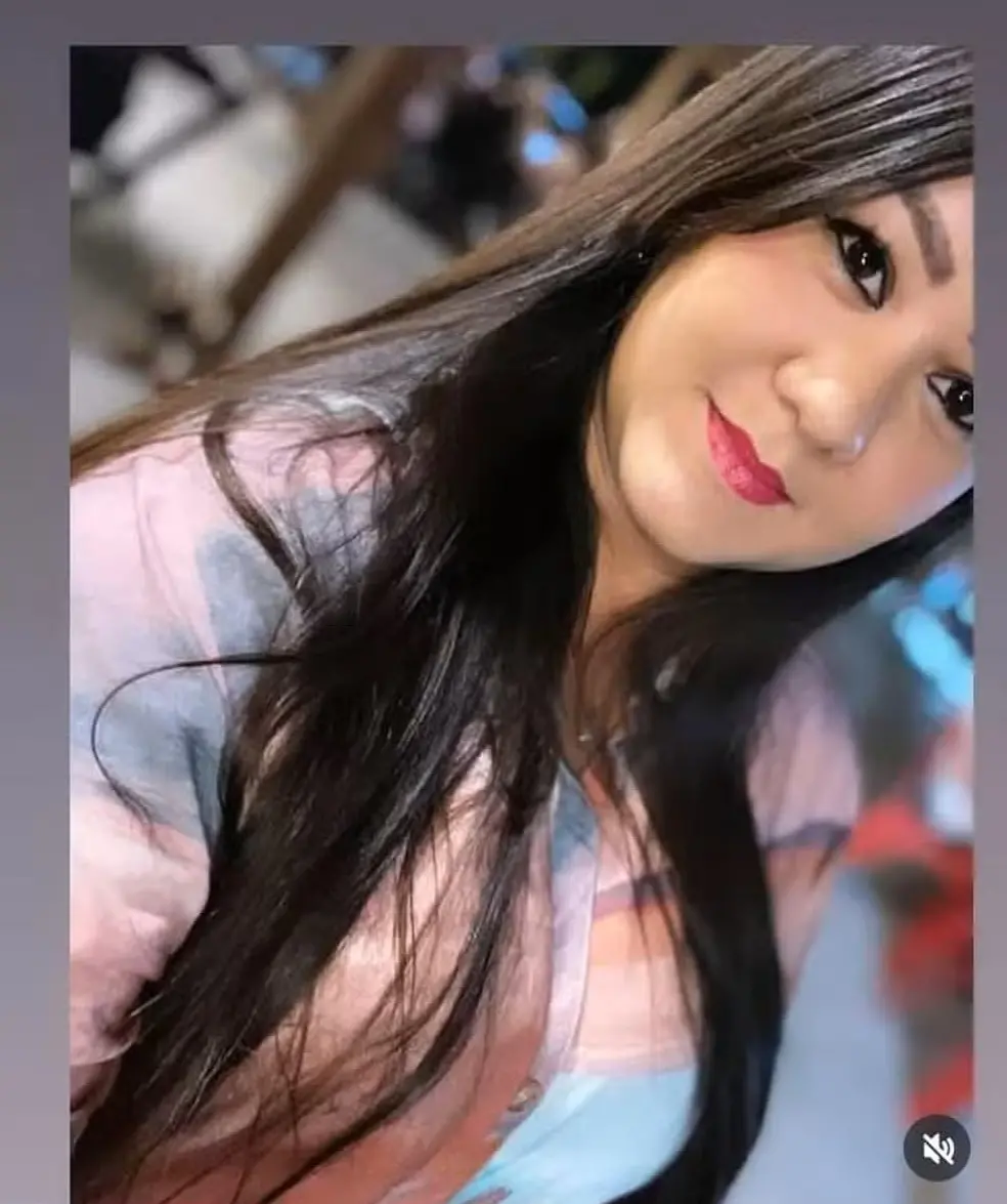 Foto de Thiara Freire, mulher que morreu após acidente entre carro do vocalista da banda Desejo de Menina e uma van