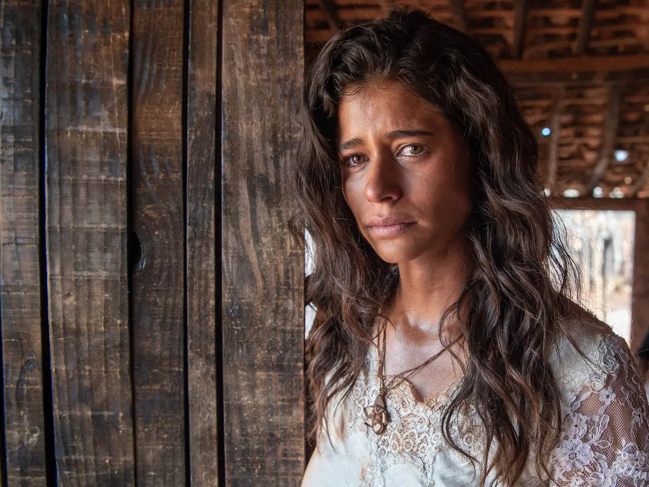 Isadora Cruz em Guerreiros do Sol