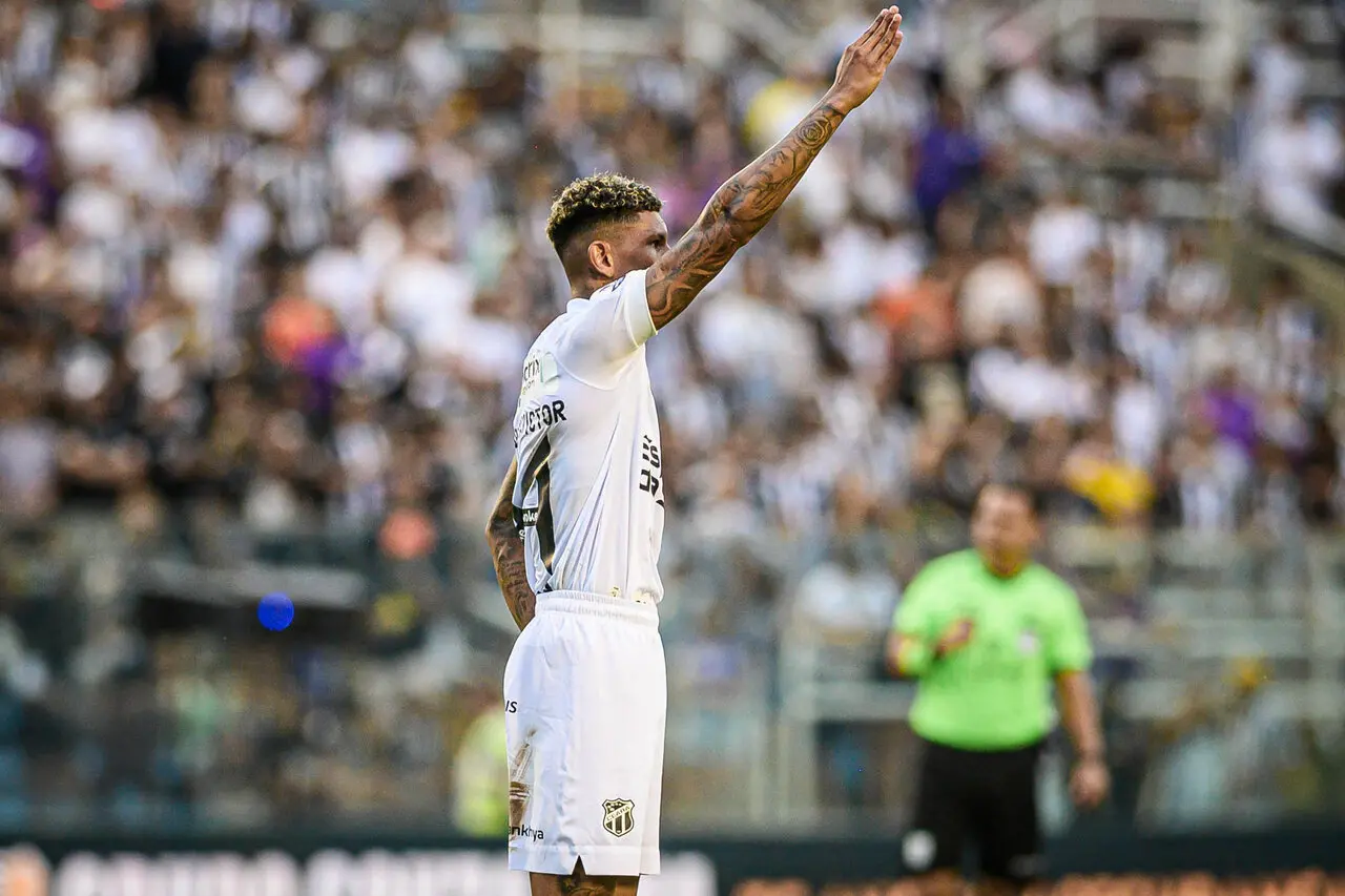 Marcos Victor em ação pelo Ceará