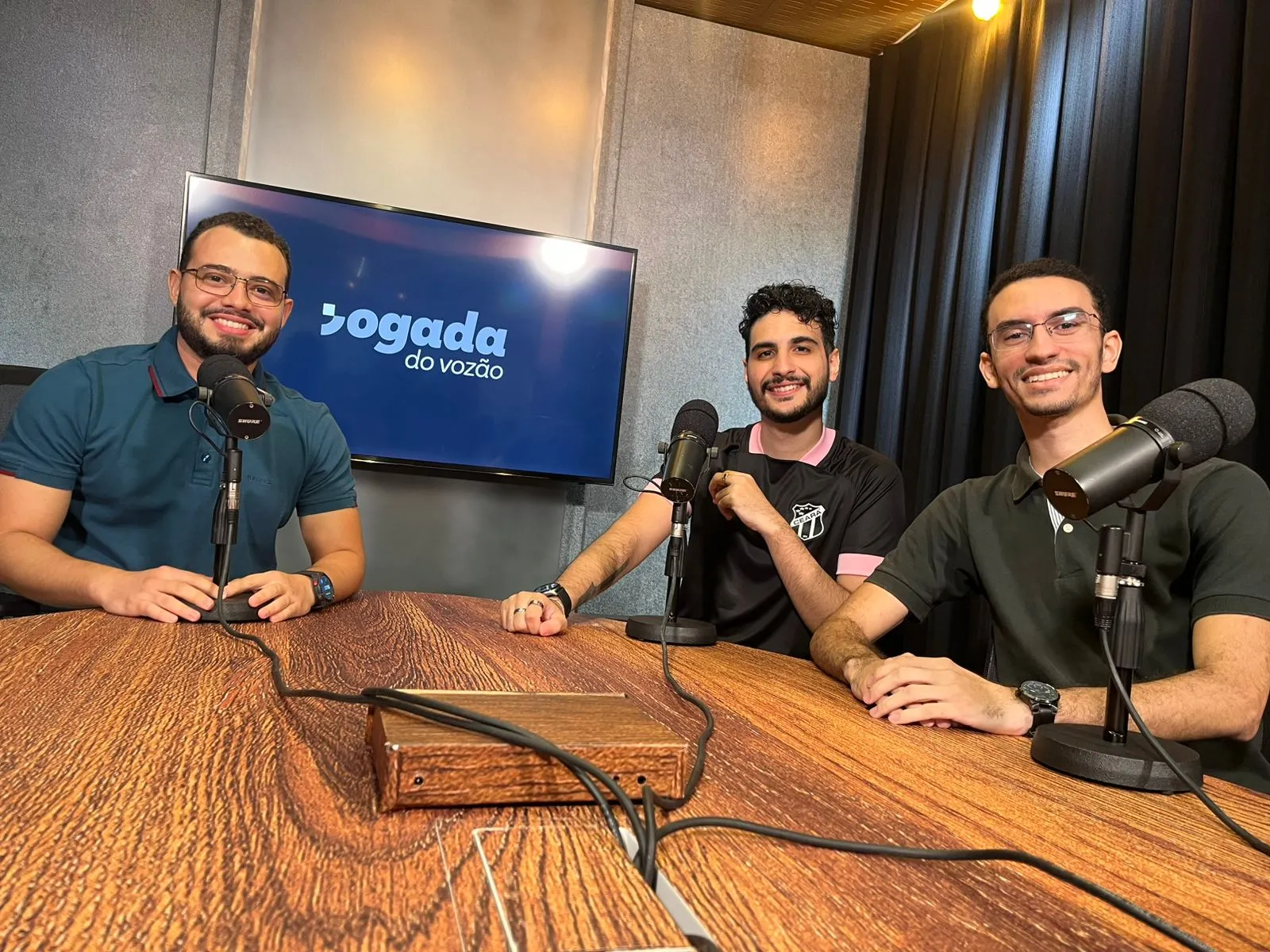 O bate-papo tem participação de Samuel Conrado, Daniel Farias e Brunno Craveiro