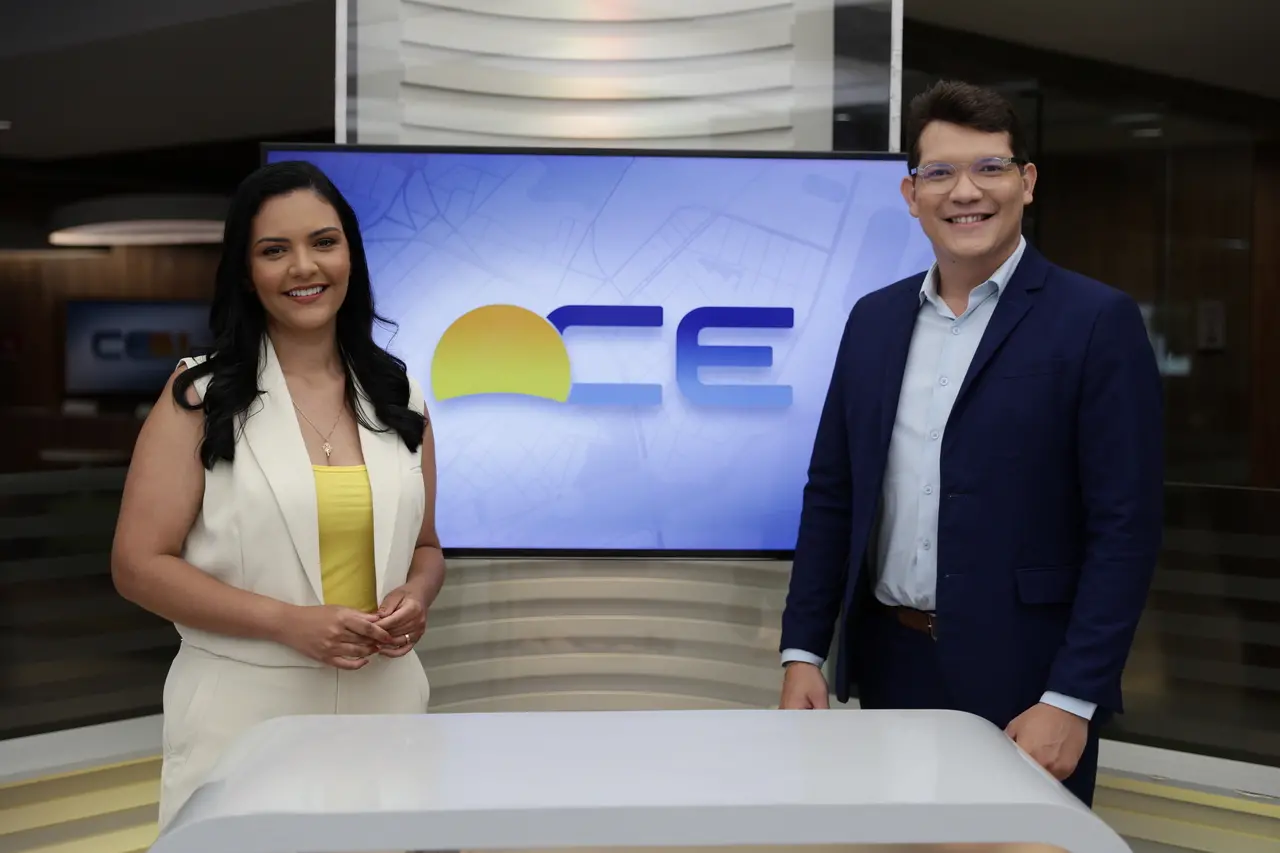 Karla e Halisson na bancada do Bom Dia Ceará