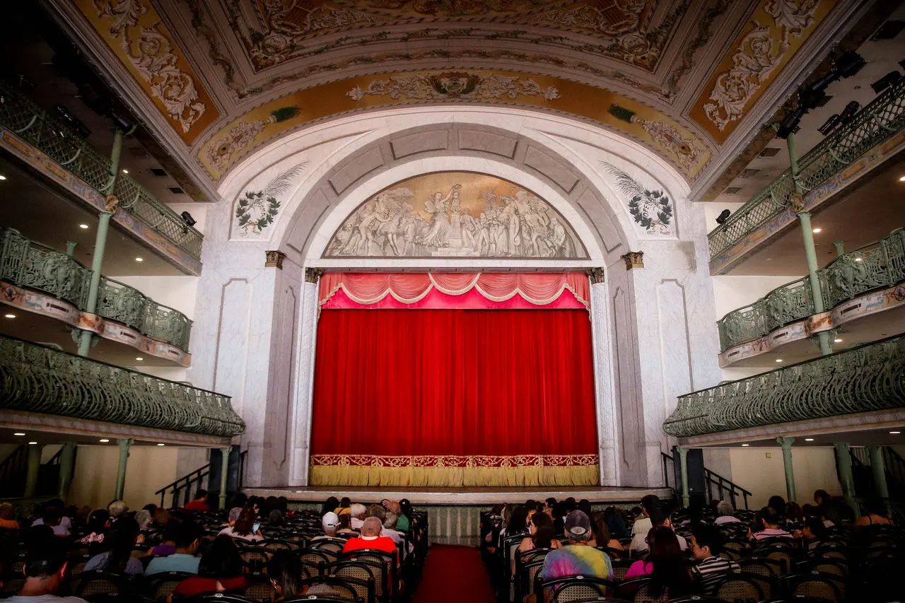 Theatro José de Alencar é patrimônio tombado do Ceará e do Brasil